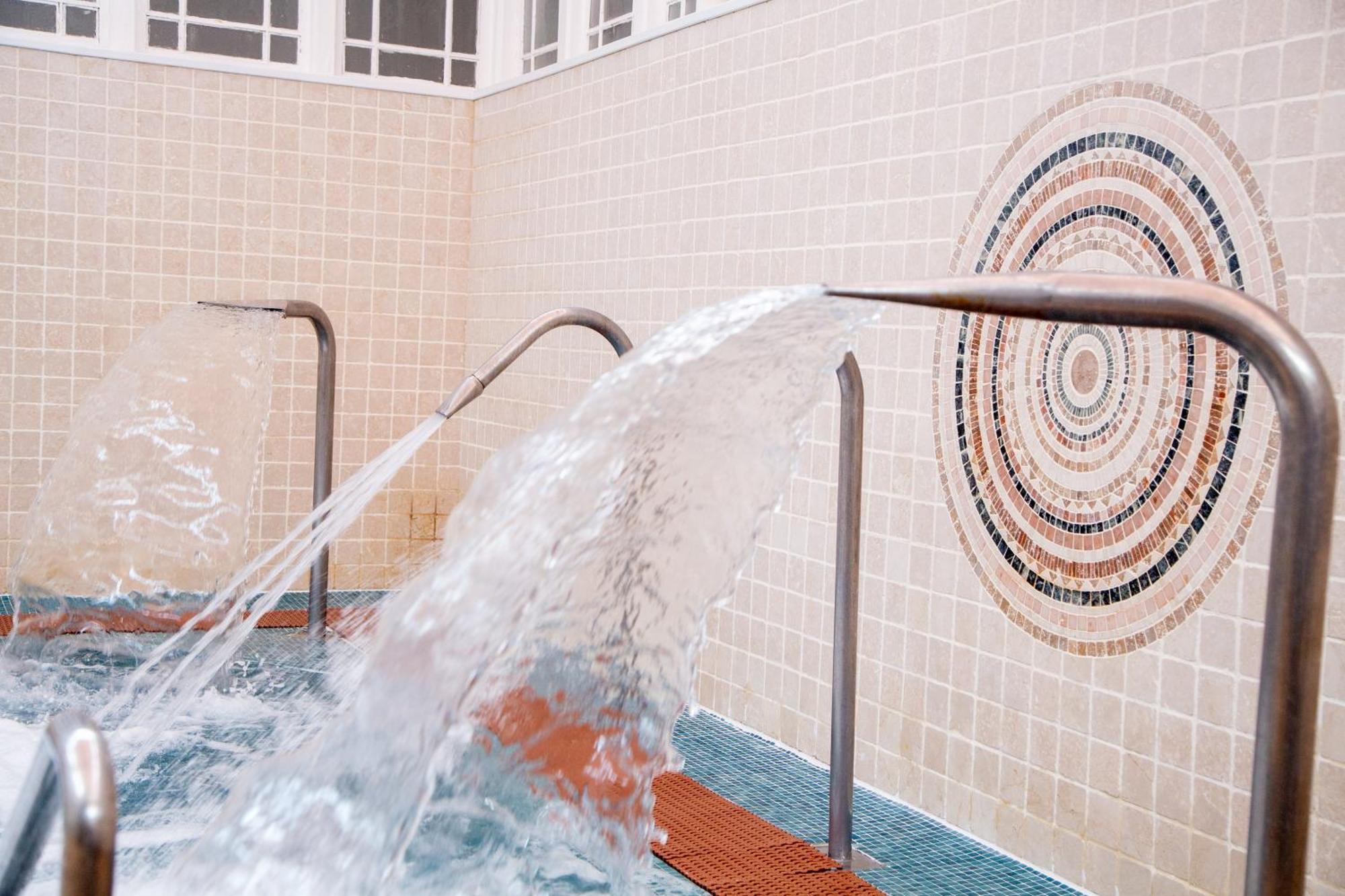 Gran Hotel Balneario De Liérganes Dış mekan fotoğraf