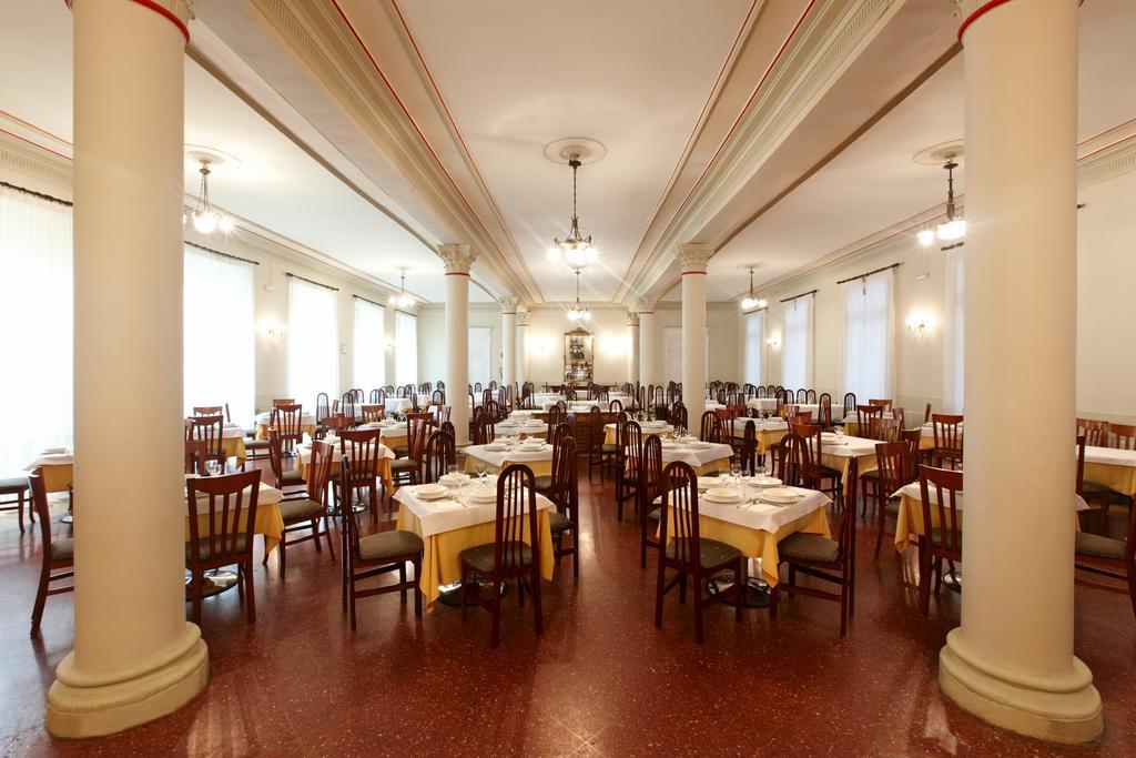 Gran Hotel Balneario De Liérganes Dış mekan fotoğraf