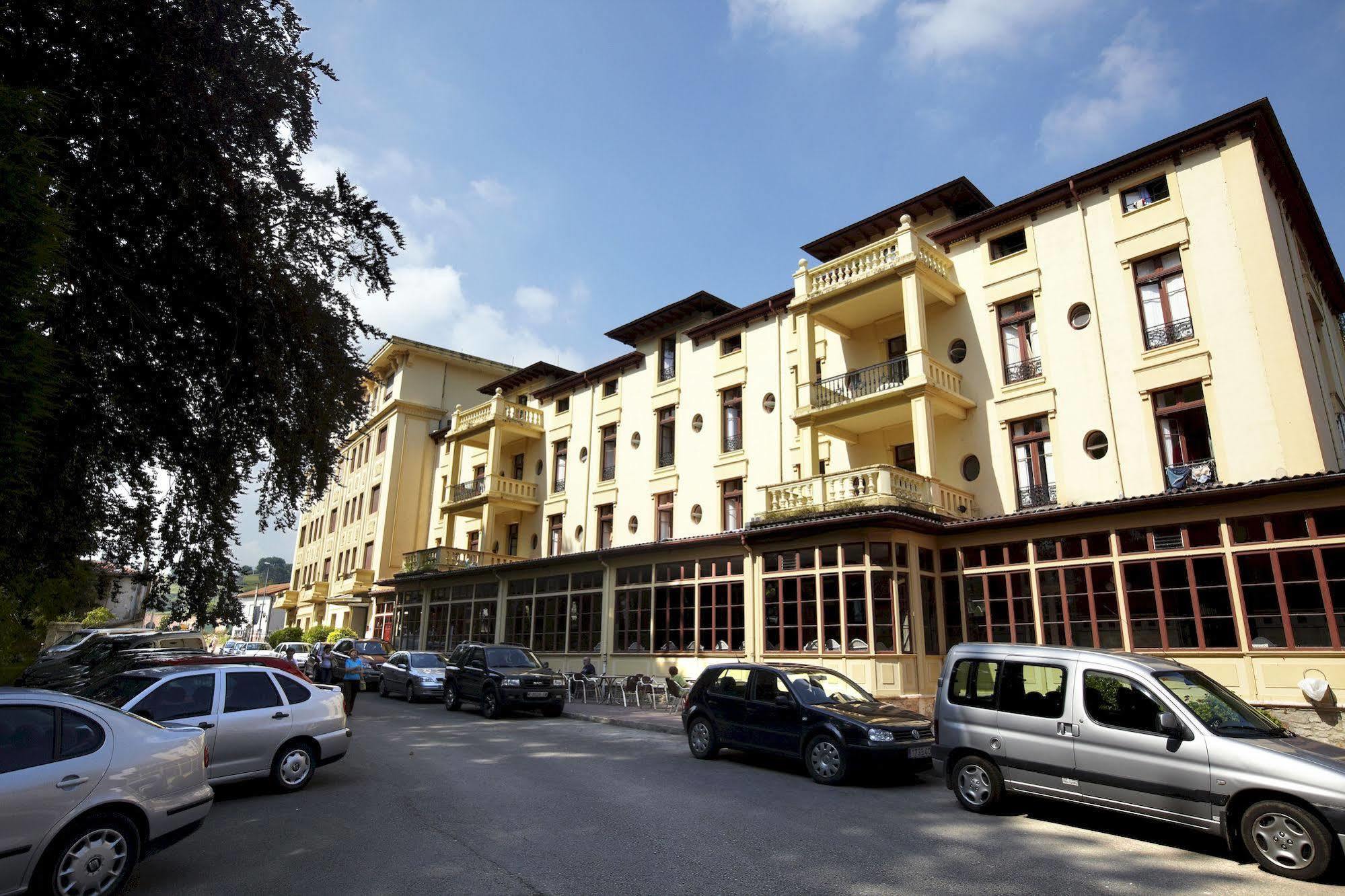 Gran Hotel Balneario De Liérganes Dış mekan fotoğraf