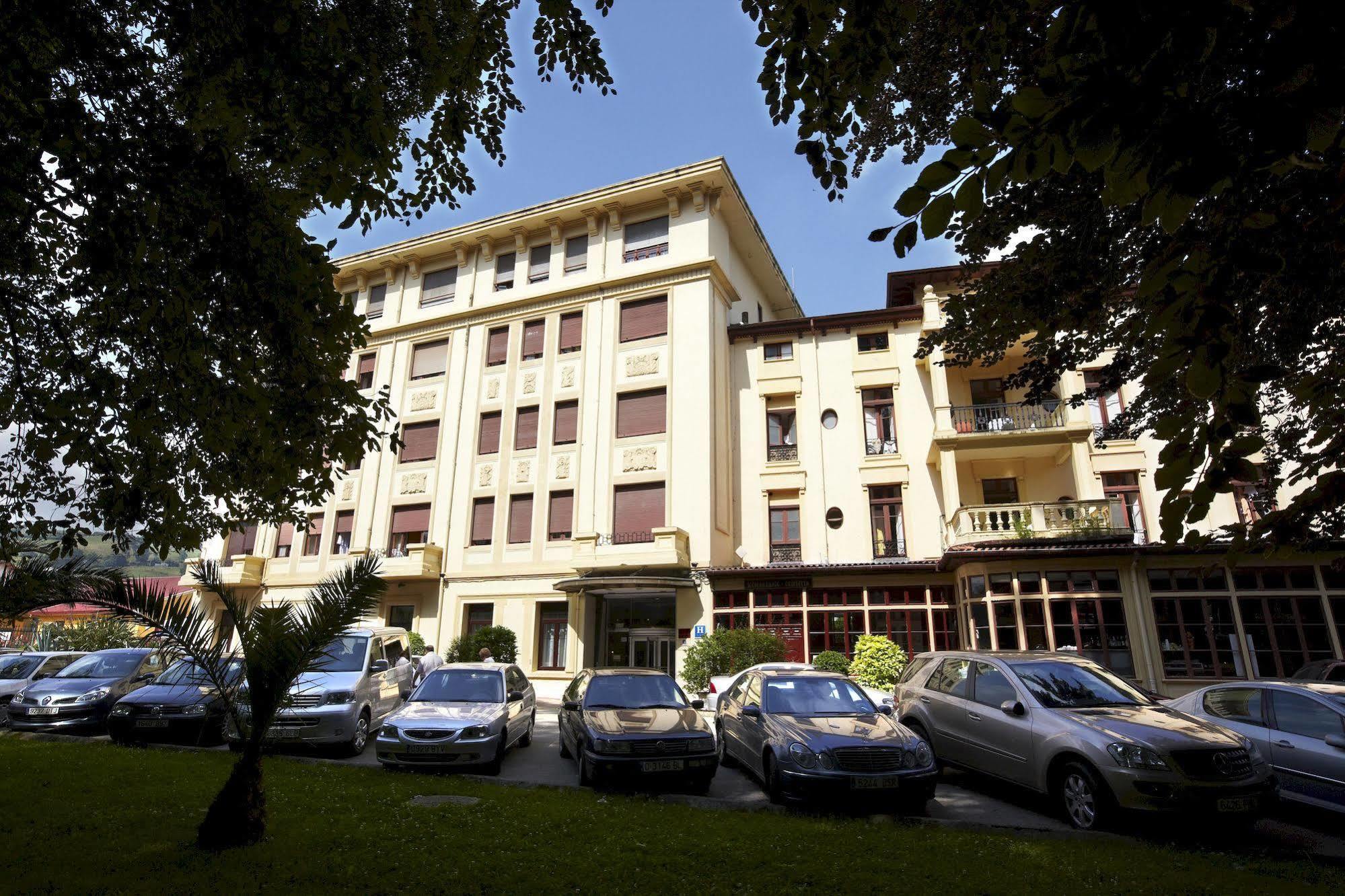 Gran Hotel Balneario De Liérganes Dış mekan fotoğraf
